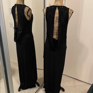 Rinascimento Black Lace Backless Dress